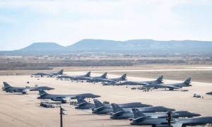 叙利亚反对派占领空军基地，机堡跑道完好，还附送多架飞机